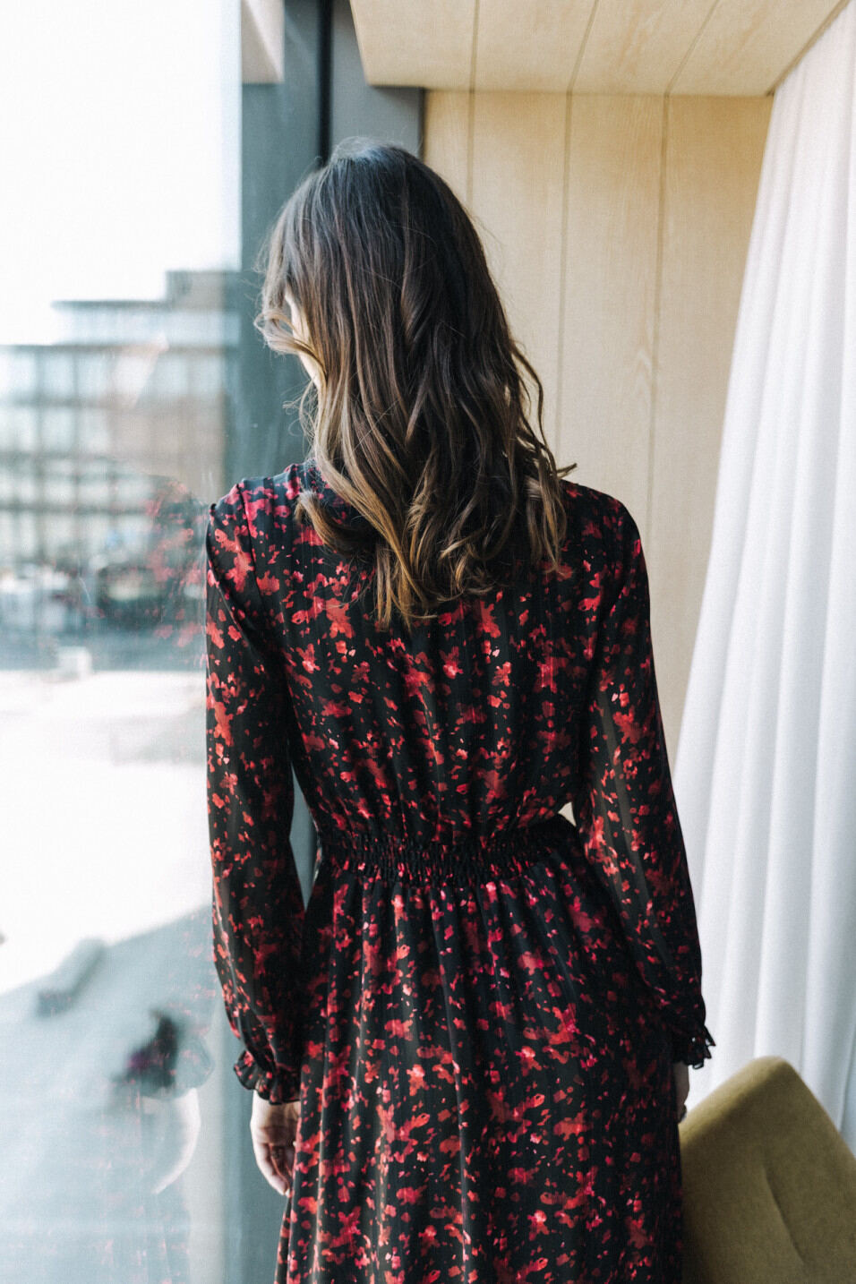 robe maxi motif fleuris rouge noir