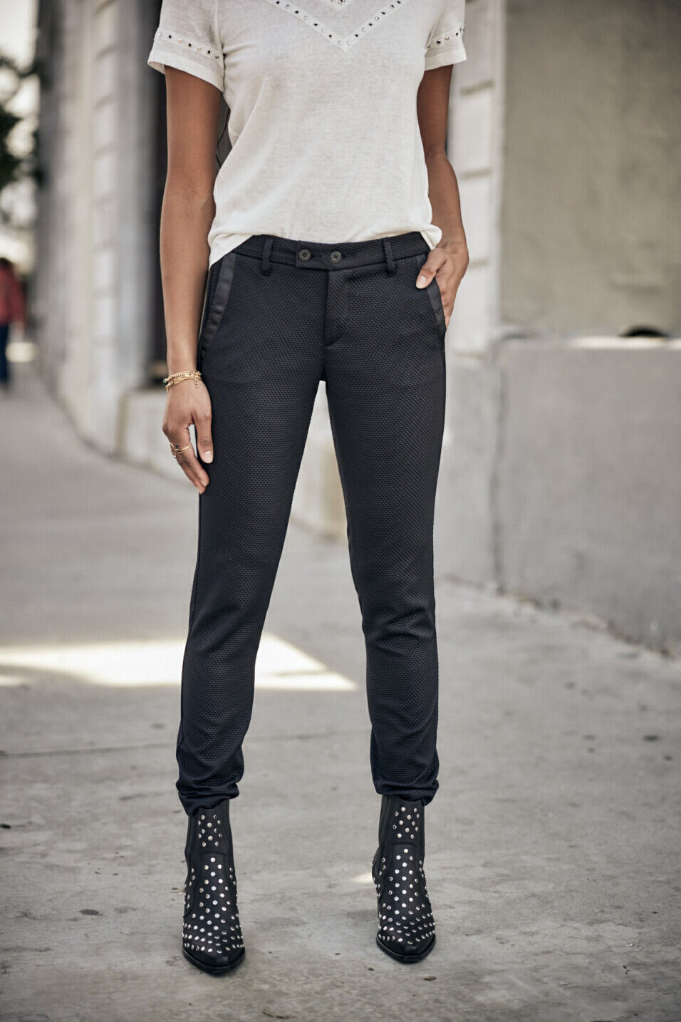 Pantalón super slim Woman Tessa Cassico Black | Freeman T. Porter