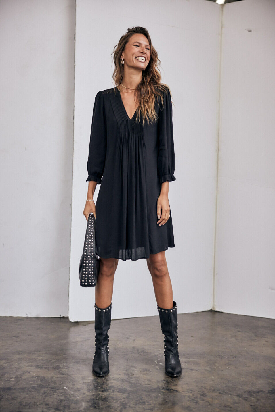 Kurzes Kleid Woman Juna Plain Color Black | Freeman T. Porter