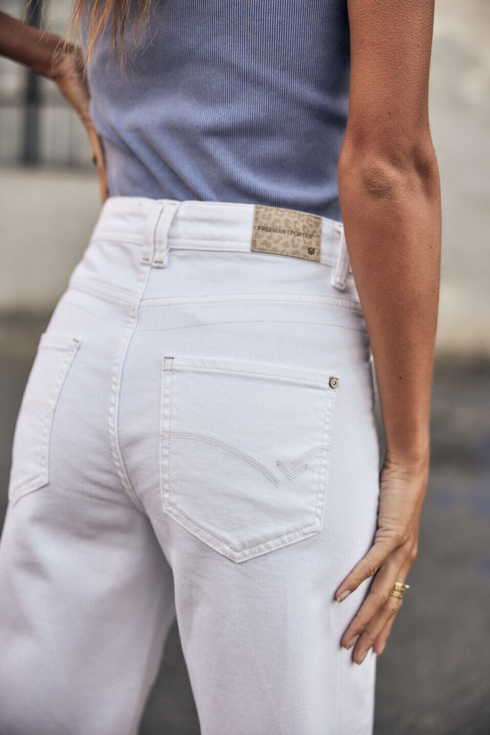 Pantalón tiro alto Woman Edita Andalousia Off white | Freeman T. Porter