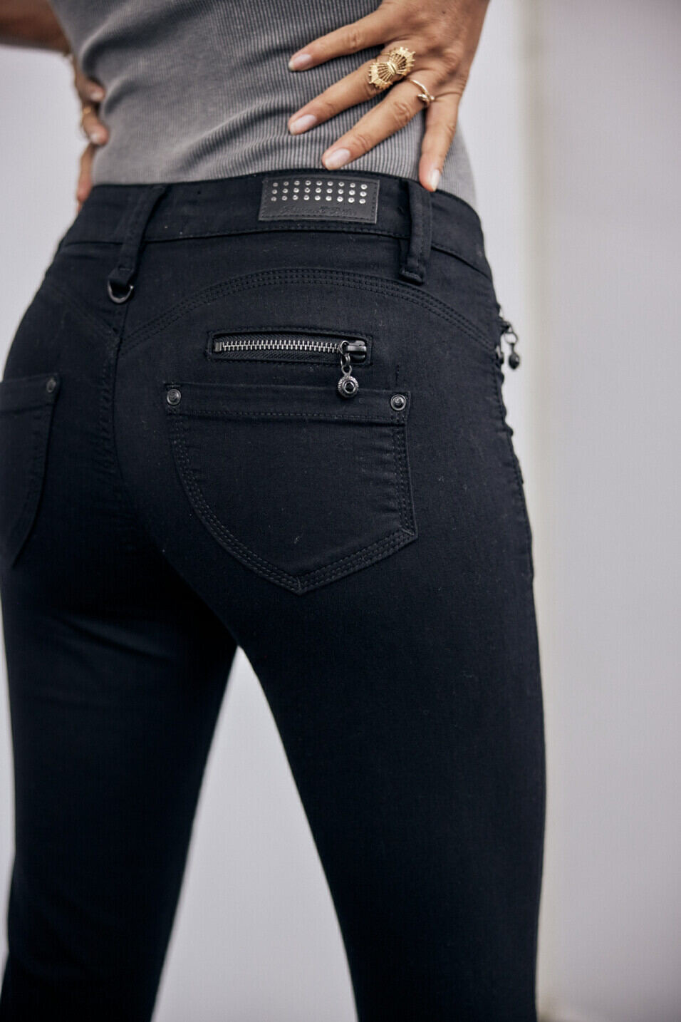 Skinny Jeans Woman Alexa High Waist Cropped Black | Freeman T. Porter