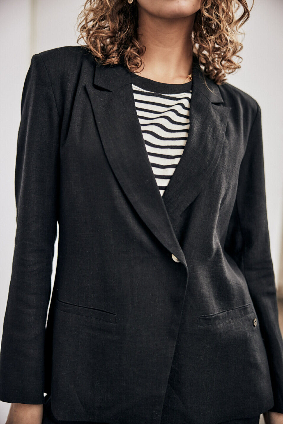 Oversize blazer Woman Bernie Plain Linen Black | Freeman T. Porter