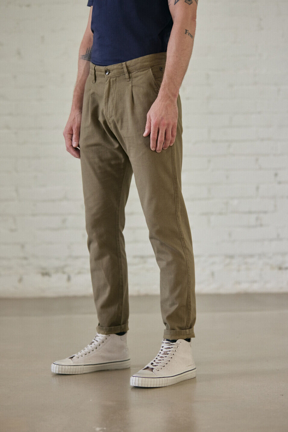 Cropped pants Man Bruce Aras Dusky green | Freeman T. Porter