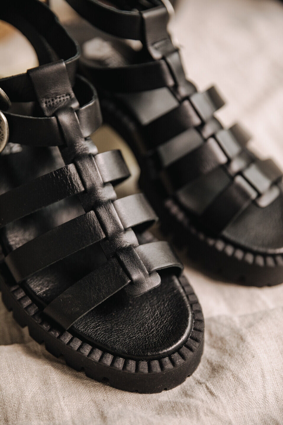 Leather sandals Woman Carmindy Black | Freeman T. Porter