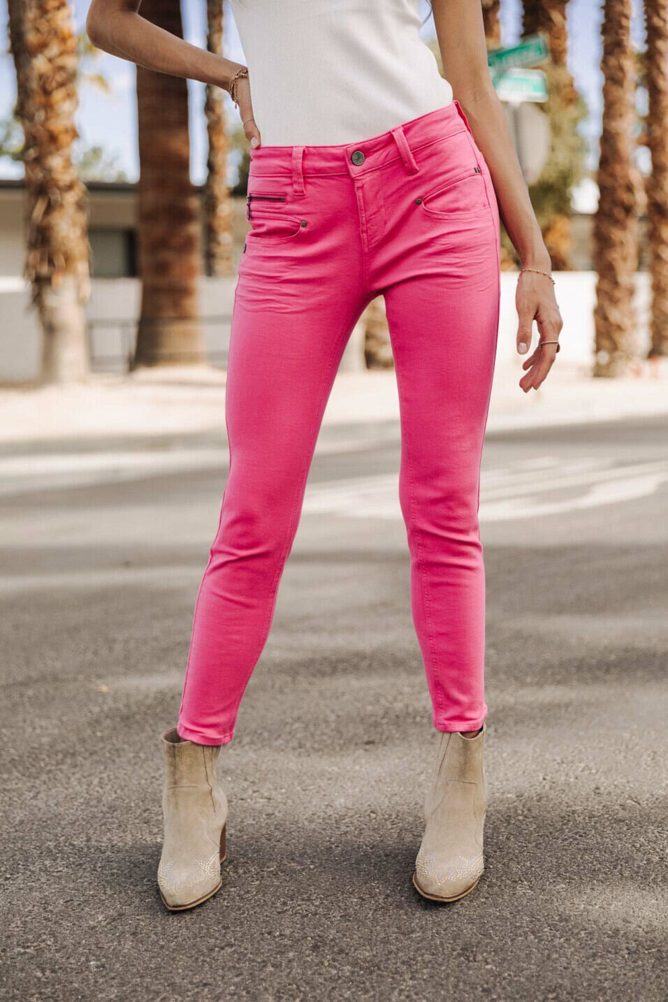 Pantalon coloré Femme Alexa Cropped New Magic Color Raspberry sorbet | Freeman T. Porter