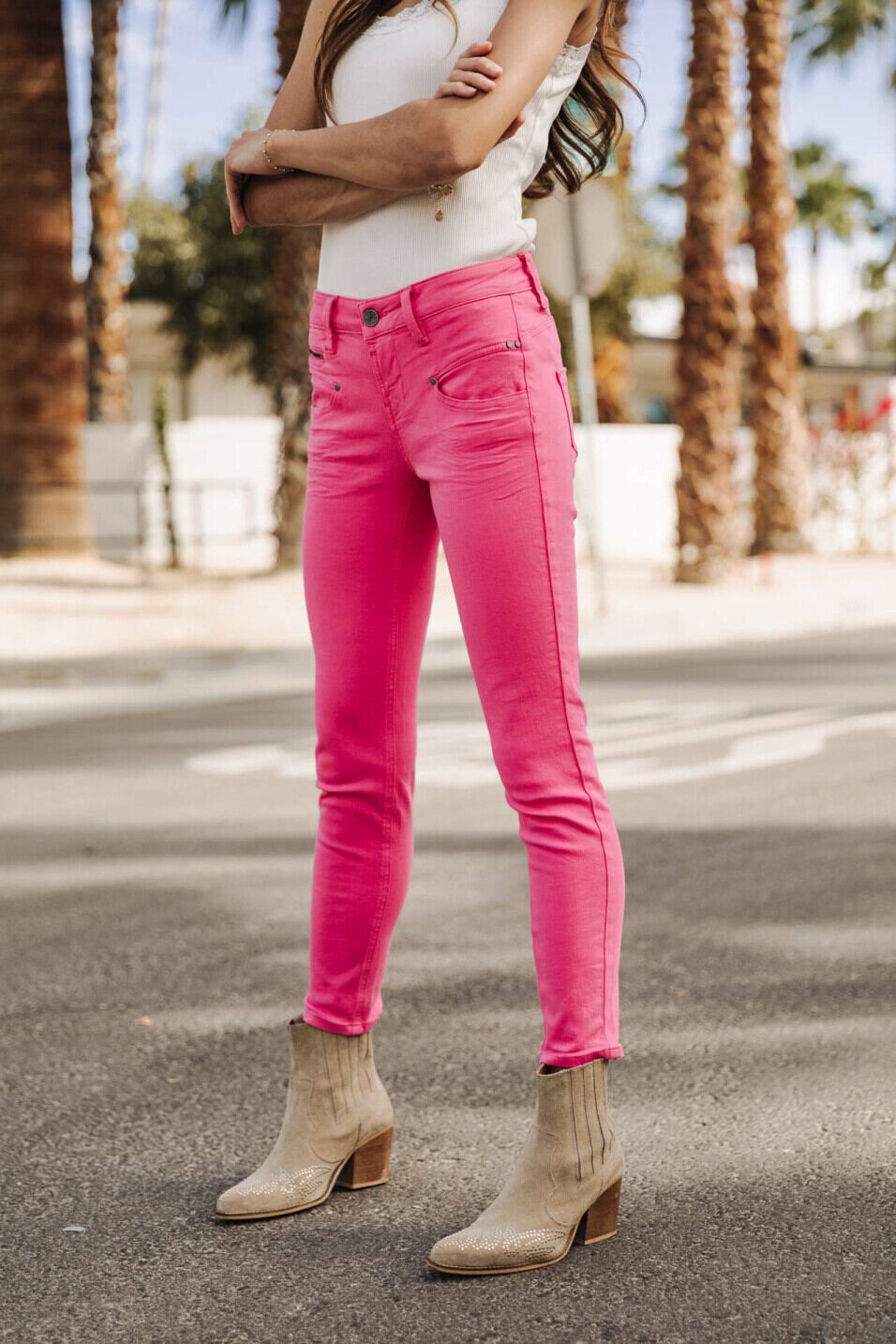 Pantalón de color Woman Alexa Cropped New Magic Color Raspberry sorbet | Freeman T. Porter