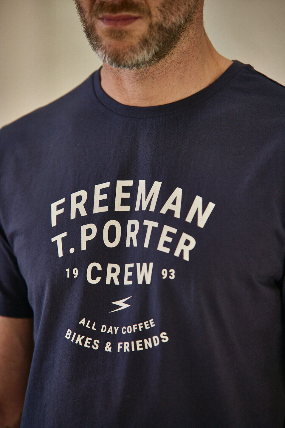 Gerades T-Shirt Man Ivander Crew Anthra | Freeman T. Porter