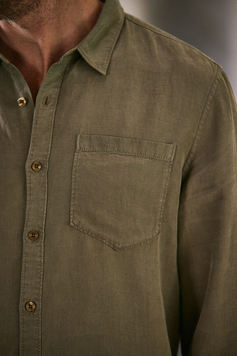 Short sleeve shirt Man Jeremiah Linen Dip Dye Deep lichen green | Freeman T. Porter