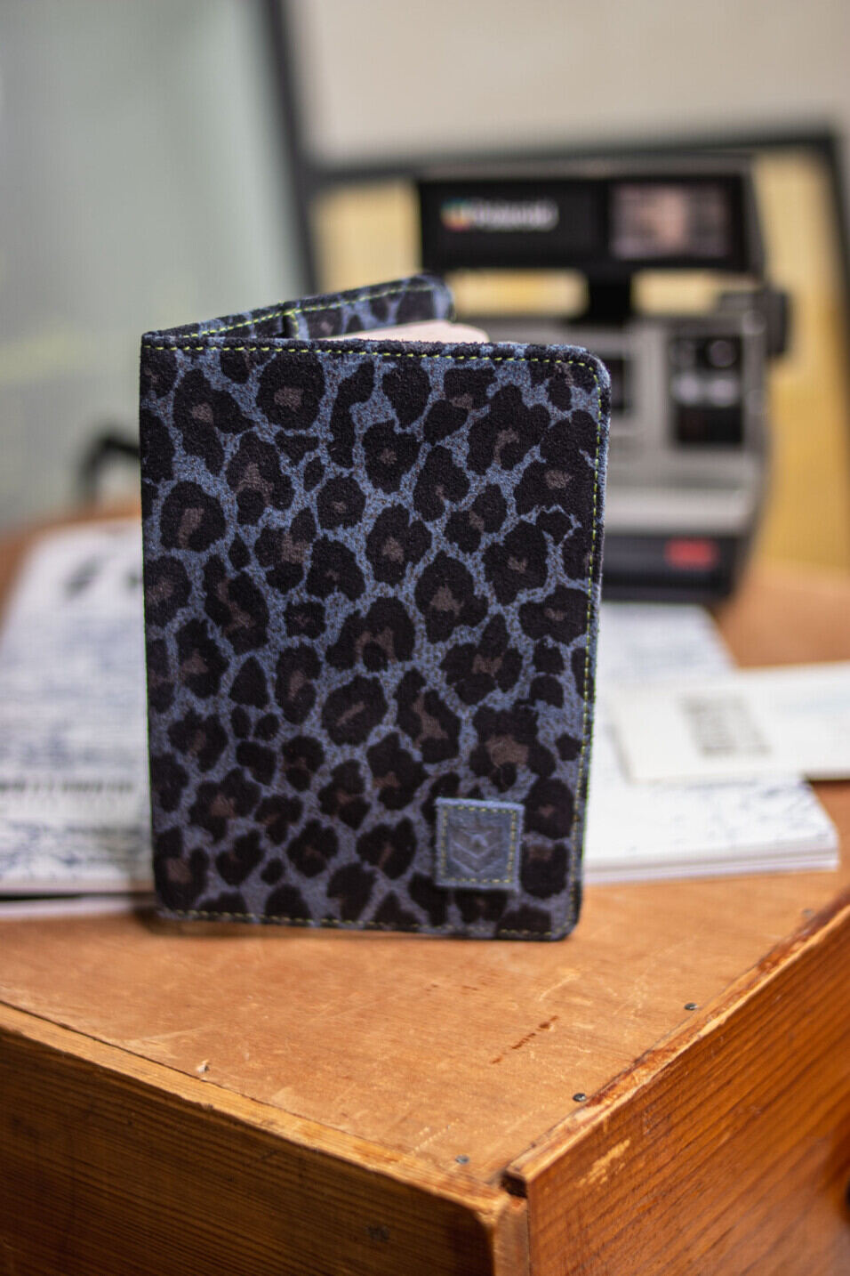 Leopard passport holder  Krishna Leo Cobalt | Freeman T. Porter