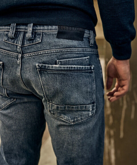 Les Jeans & Pants